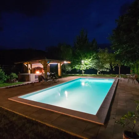 Una Rose Villa Bihac Exterior photo